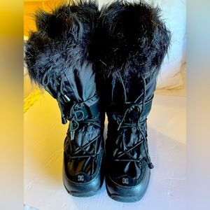 DG CHALET Logo Black Snow Boots Faux Fur Size 9